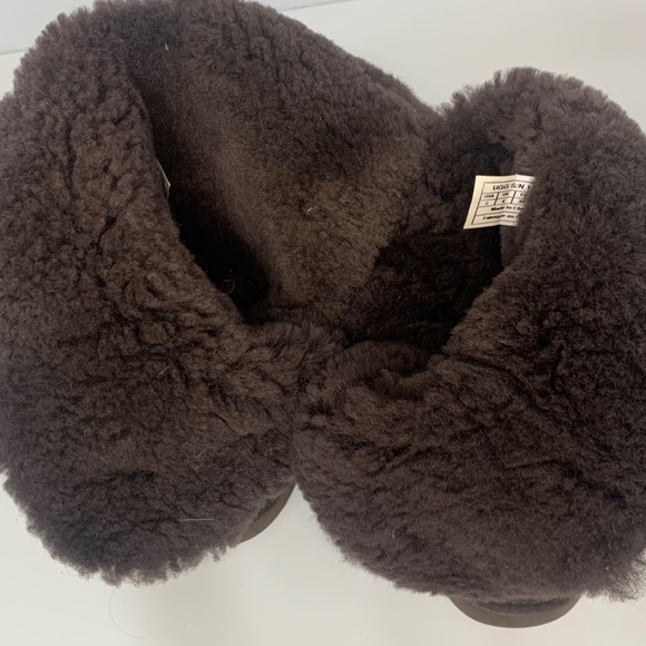 UGG Bailey Button Triplet Chocolate Boots - Picture 10 of 10